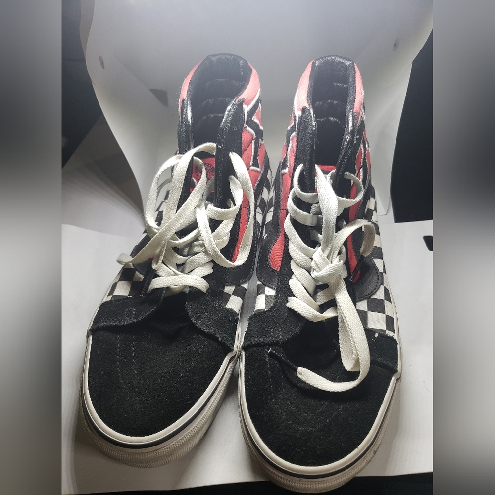 EUC VANS